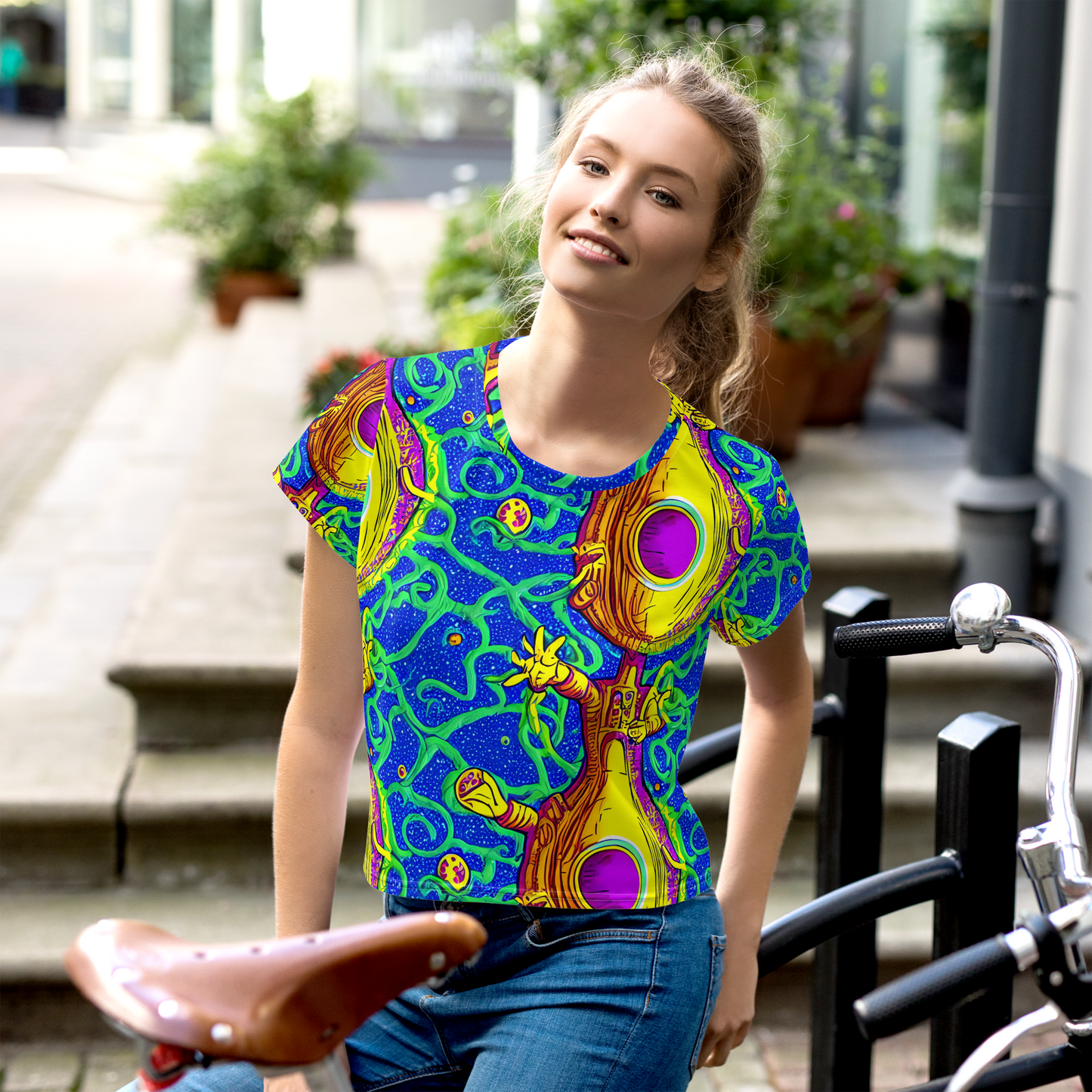 Women's Crop Tee - Sprawling Spectacle