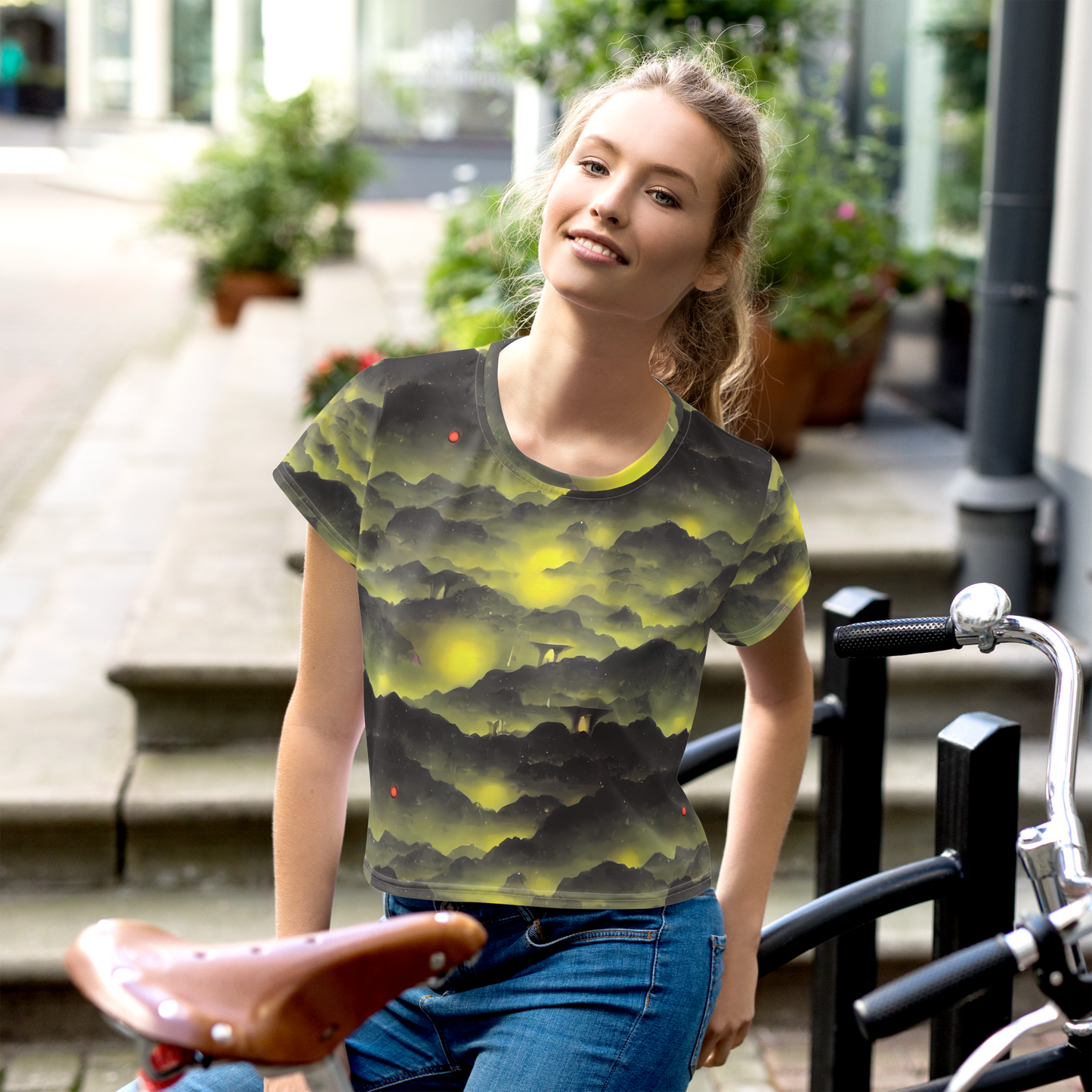 Women's Crop Tee - Spectral Isle