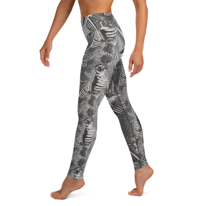 Yoga Leggings - Piranesi's Web