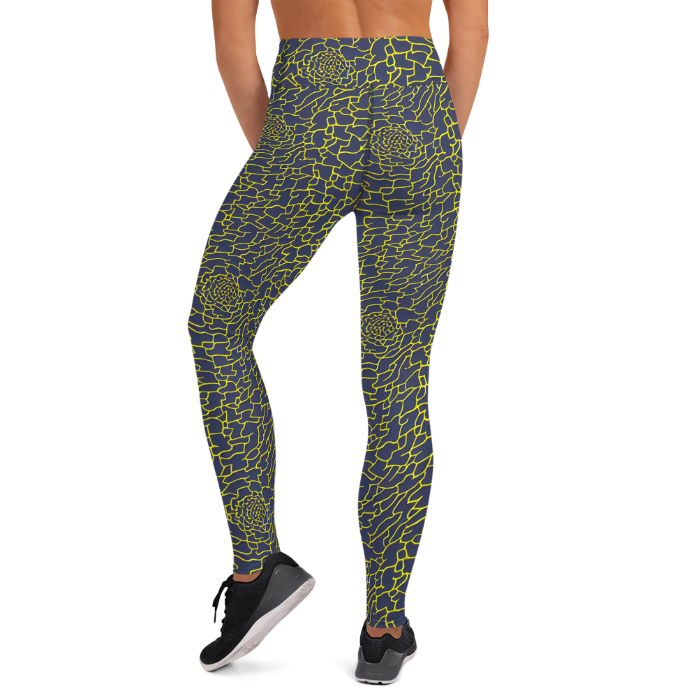 Yoga Leggings - Nightshade Maze