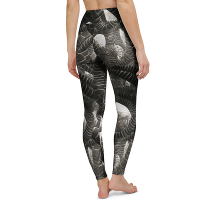 Yoga Leggings - Serpent Symphony