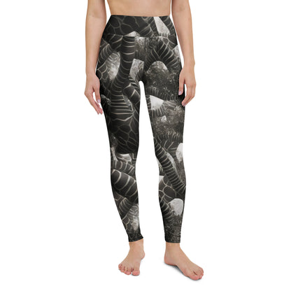 Yoga Leggings - Serpent Symphony