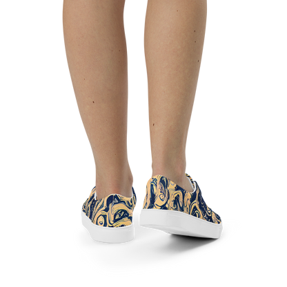 Women's Lace-Up Canvas Shoes - Doré Dreams