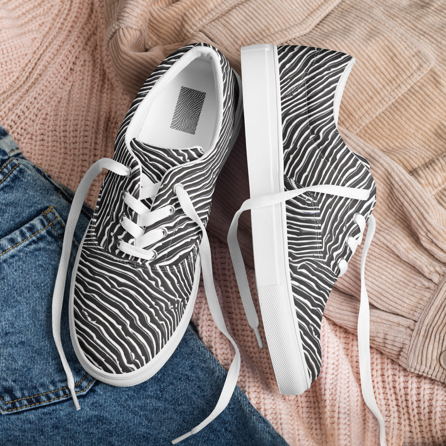 Women's Lace-Up Canvas Shoes - Hypnotic Waves