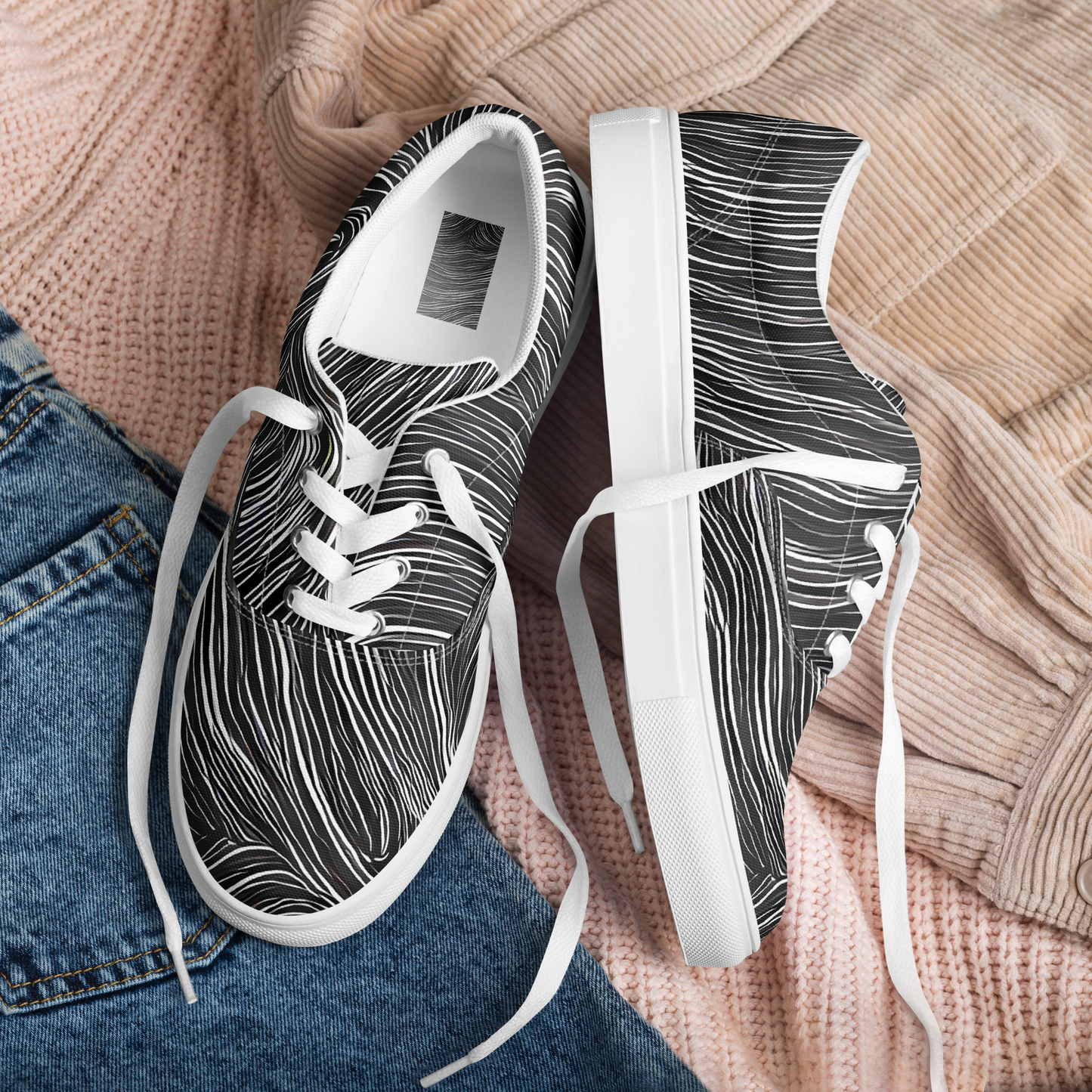 Women's Lace-Up Canvas Shoes - Wirth Waves