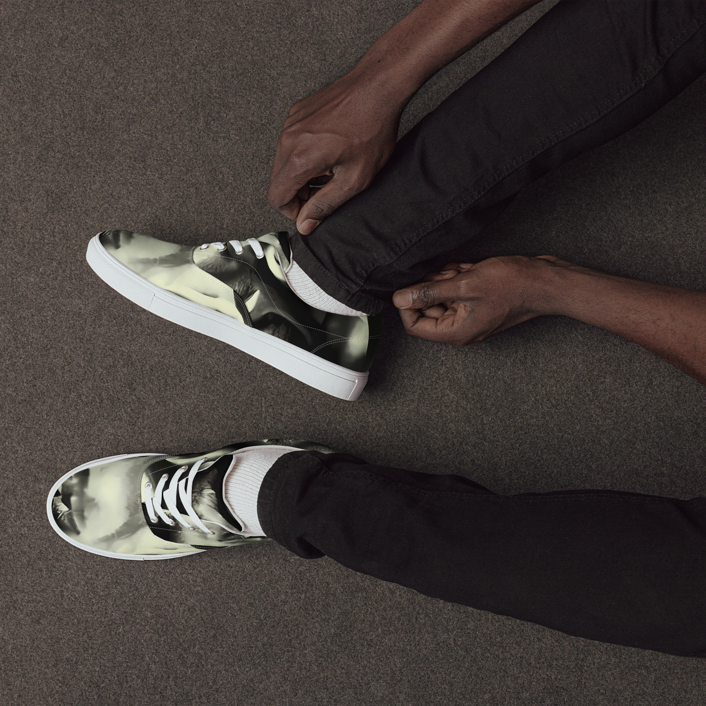 Men's Lace-Up Canvas Shoes - Shadowed Mystique